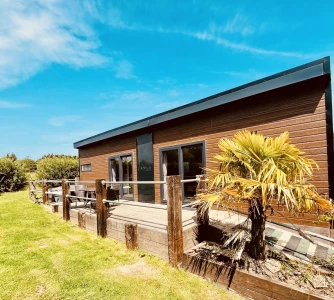 LSG 6 - 3 Bed Liv Lodge
